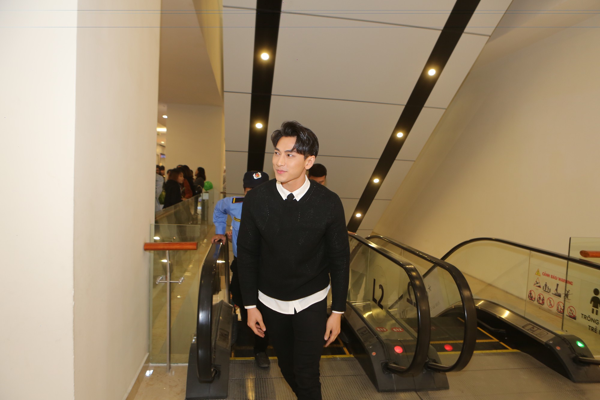 Bích Phương đẹp dịu dàng, vui vẻ hội ngộ Isaac tại sự kiện - Ảnh 1. Bích Phương đẹp dịu dàng, vui vẻ hội ngộ Isaac tại sự kiện - Ảnh 1.