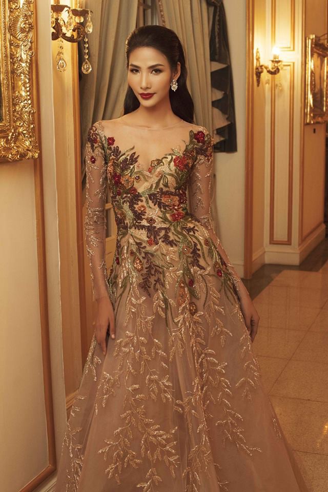 Hoàng Thùy thắng giải Best Catwalk là nhờ điểm 10 của cô giáo cũ Xuân Lan? - Ảnh 1.