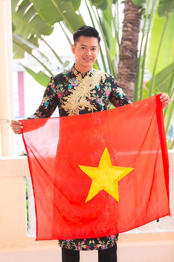 Hoa hậu HHen Niê hội ngộ siêu mẫu Hồ Đức Vĩnh - 4