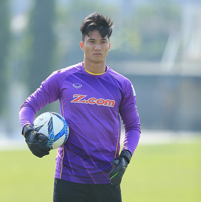 Ngoài Bùi Tiến Dũng, U23 Việt Nam còn có một thủ môn khác cực phẩm không kém - Ảnh 1. Ngoài Bùi Tiến Dũng, U23 Việt Nam còn có một thủ môn khác cực phẩm không kém - Ảnh 1.