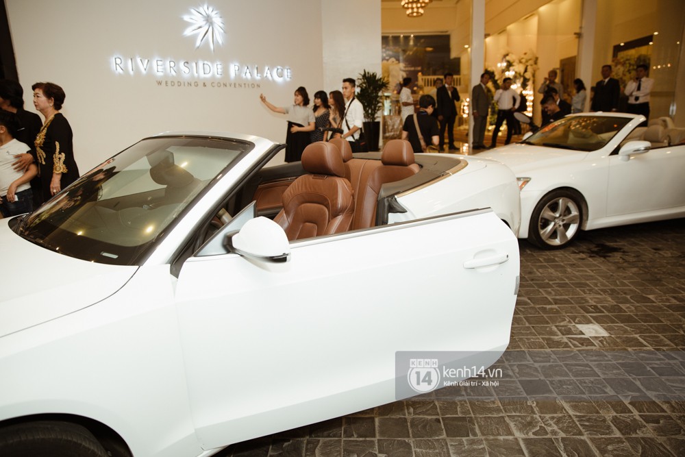 Dàn siêu xe phục vụ cho tiệc cưới của Lâm Khánh Chi và hôn phu kém 8 tuổi - Ảnh 2.