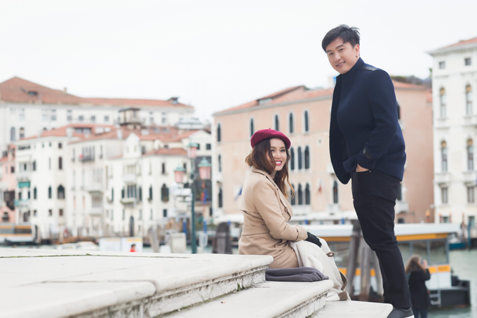 Bạn trai tin đồn Tô Minh Đức ôm chặt Ngọc Anh tại Italy  - 6