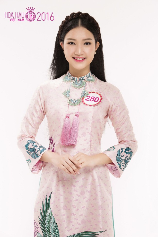 Nàng thơ xứ Huế Ngọc Trân vẫn xinh nức lòng sau khi rút lui khỏi Hoa hậu Việt Nam 2016 - Ảnh 1.