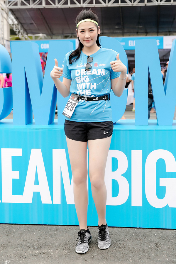 Tú Anh tham gia giải chạy Marathon TP HCM 2018. Cô đăng ký thử sức ở cự ly 5 km. 