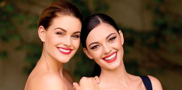Hai nữ hoàng sắc đẹp nổi tiếng người Nam Phi: Demi-Leigh Nel-Peters và Rolene Strauss.