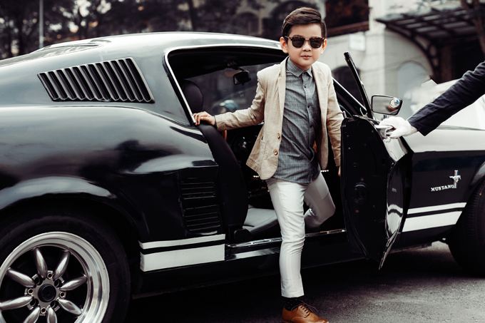 Chọn đồ đi chơi Tết cho các hoàng tử bé