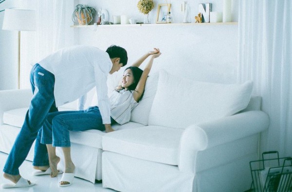 Bộ ảnh vợ chồng son với những khoảnh khắc cực tình xem xong chỉ muốn cưới - Ảnh 1. Bộ ảnh vợ chồng son với những khoảnh khắc cực tình xem xong chỉ muốn cưới - Ảnh 1.