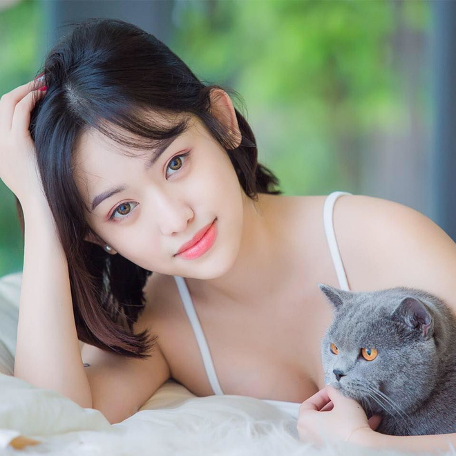 Hotboy hotgirl ở đ&#226;u th&#236; kh&#244;ng biết, chứ về nh&#224; tất cả cũng chỉ l&#224; &quot;sen&quot; cho loạt boss n&#224;y th&#244;i! - Ảnh 1.