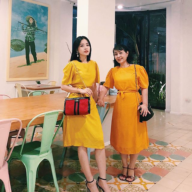 Street style sao tháng 3 báo hiệu màu vàng đang là hot trend khi Chi Pu, Hương Tràm, Văn Mai Hương... đều chọn mặc - Ảnh 1.